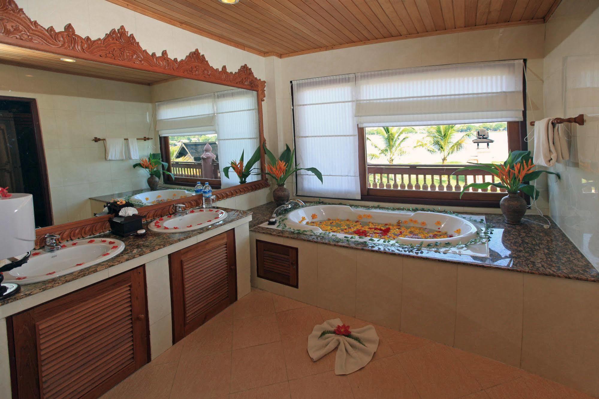 Kma Kaytumadi Hotel Taungoo Εξωτερικό φωτογραφία